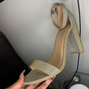 Holographic heels ‼️LOWEST PRICE‼️